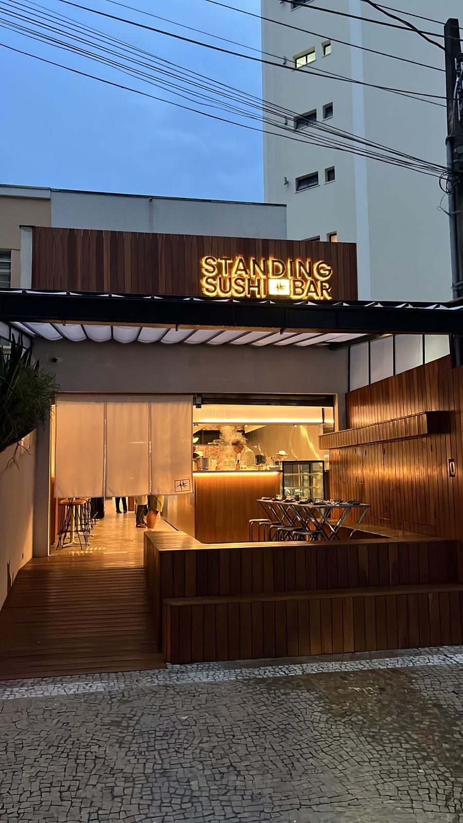 Standing Sushi