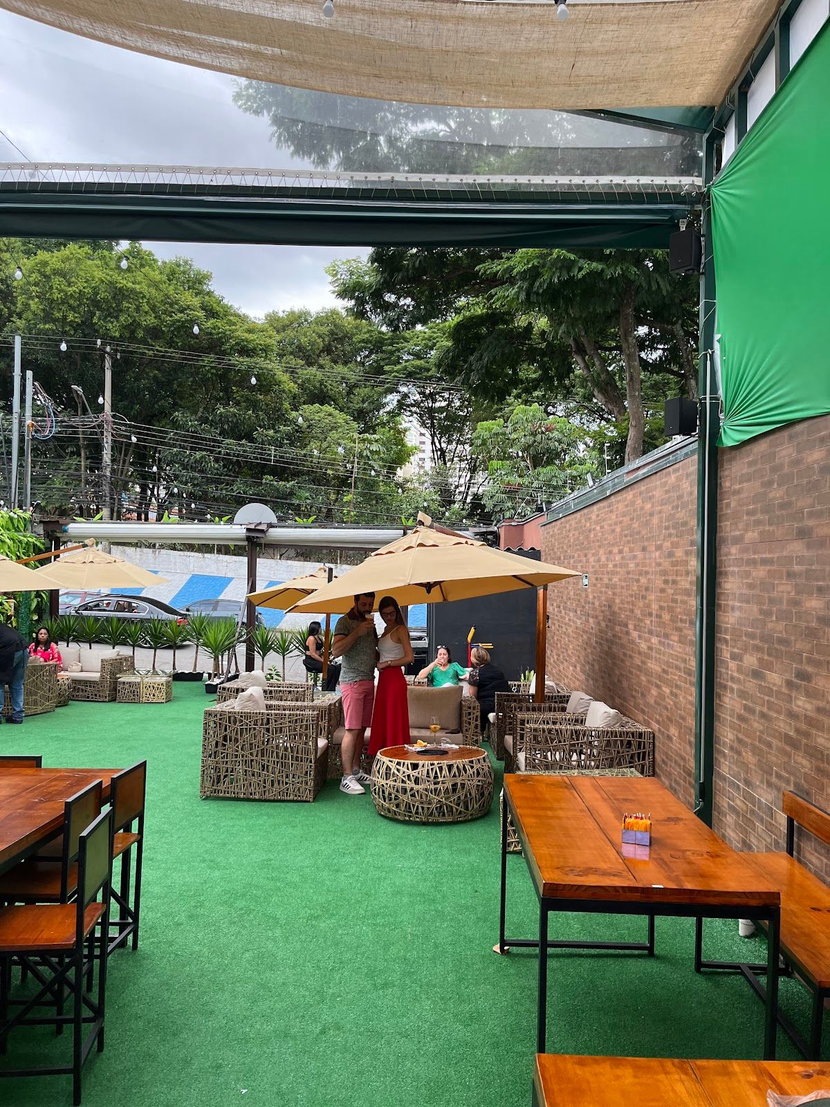 Dora Bar