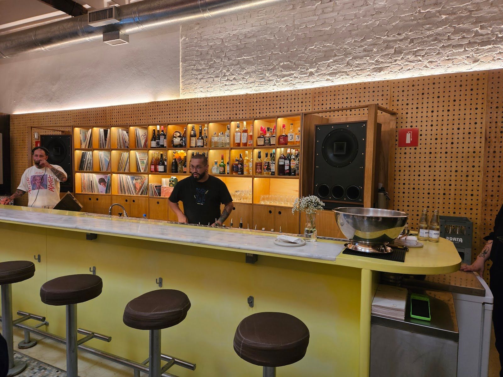 Domo Bar